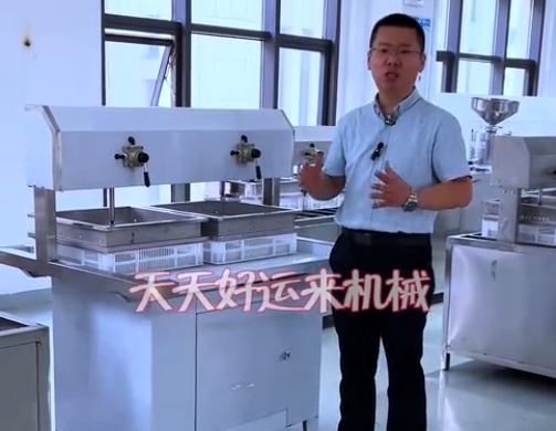新手如何選用豆腐機(jī)相關(guān)設(shè)備，細(xì)切決定成敗!